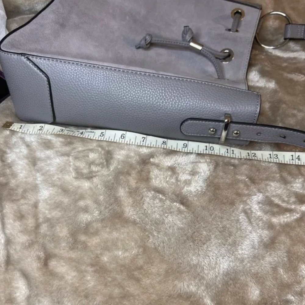 Zara Bucket Bag - Picture 9 of 10